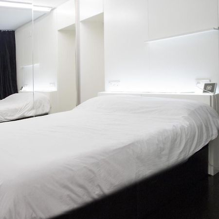 بلباو Bauhaus Apartment By People Rentals المظهر الخارجي الصورة