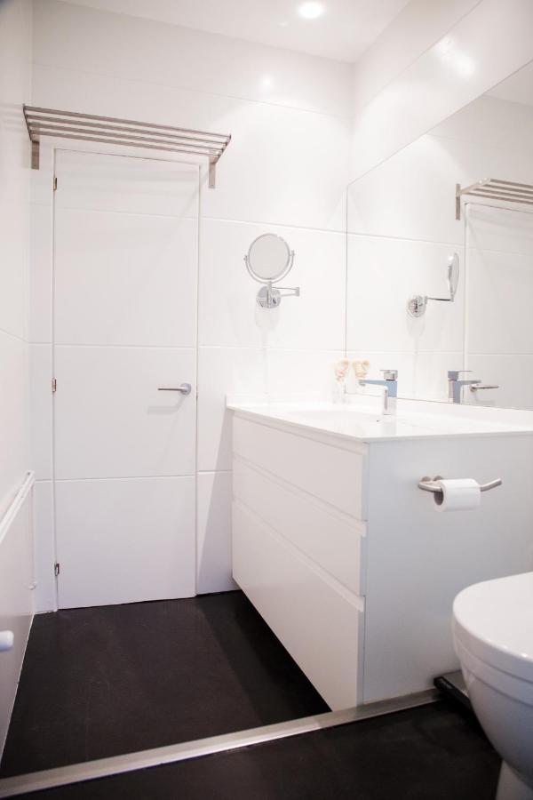 بلباو Bauhaus Apartment By People Rentals المظهر الخارجي الصورة